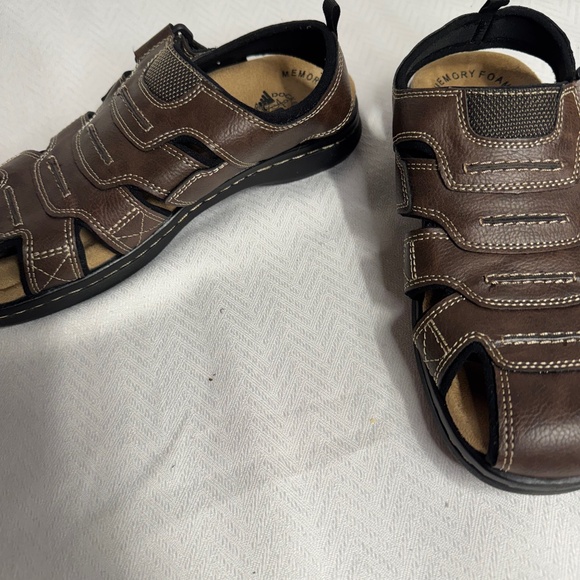 Dockers Mens Summer Sandals Memory Foam. Size 7 main image 6